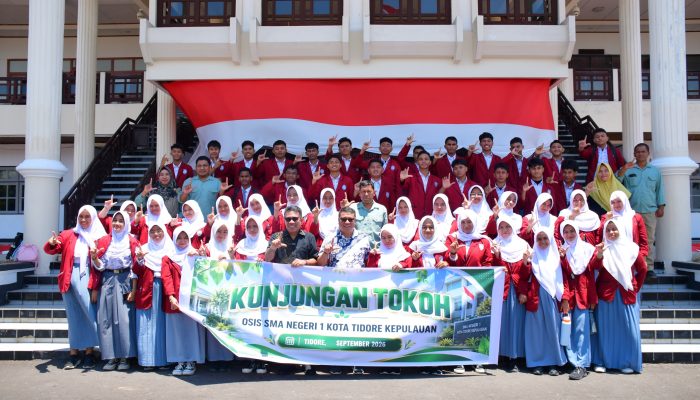 Terima Kunjungan Siswa SMAN 1 Tidore, Ahmad Laiman Bagikan 3 Kunci Menuju Kesuksesan